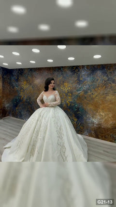 G21-013 Marfil Vestido princesa Vestido de novia Principal Clean Frame