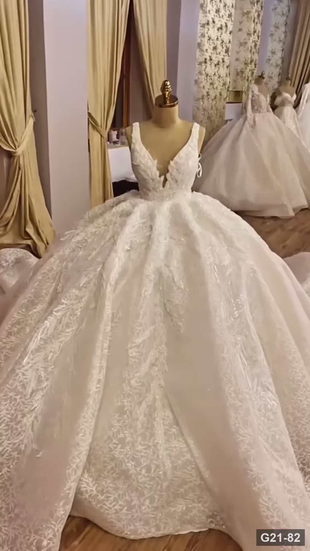 G21-082 Marfil Vestido princesa Encaje Vestido de novia con cola catedral
