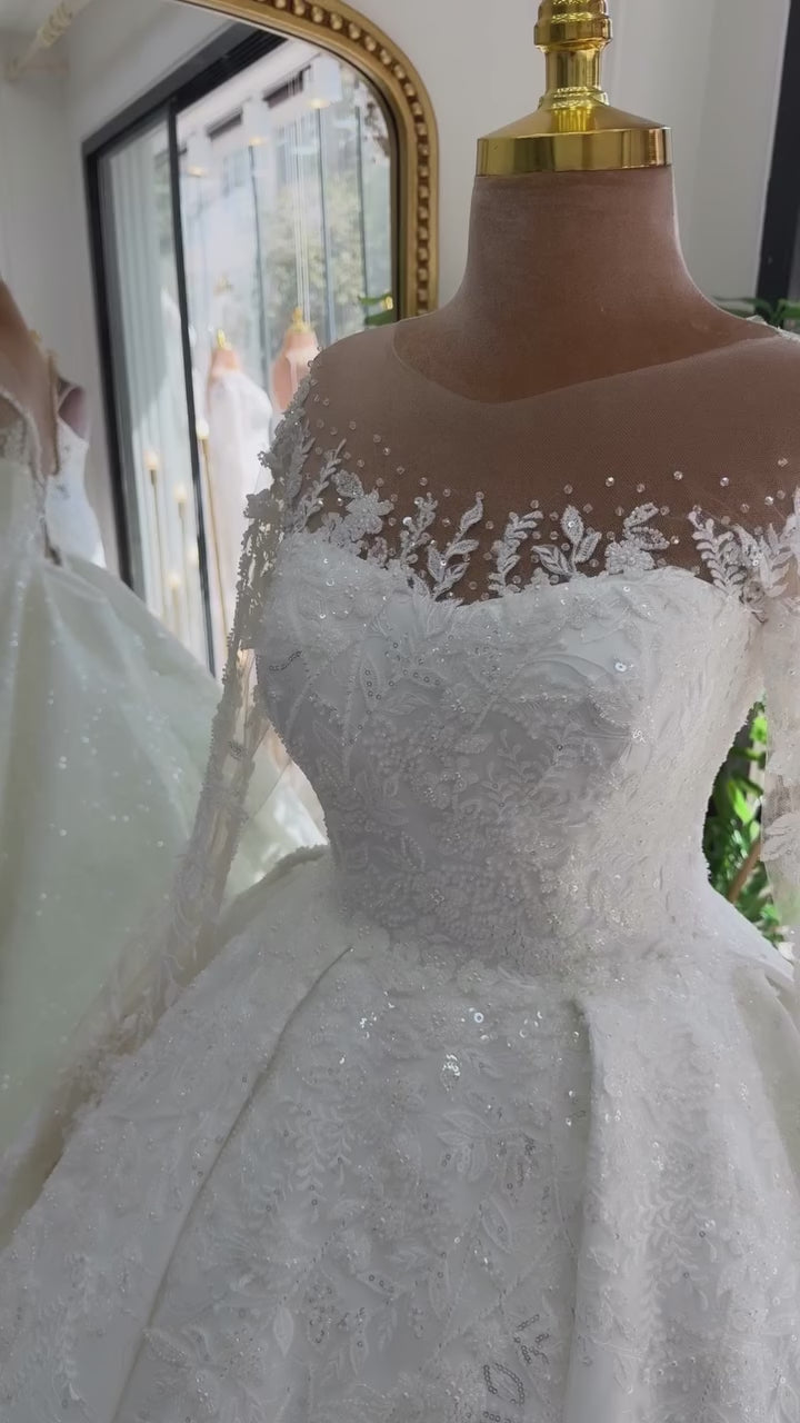 G21-042A - Vestido de novia princesa adornado marfil