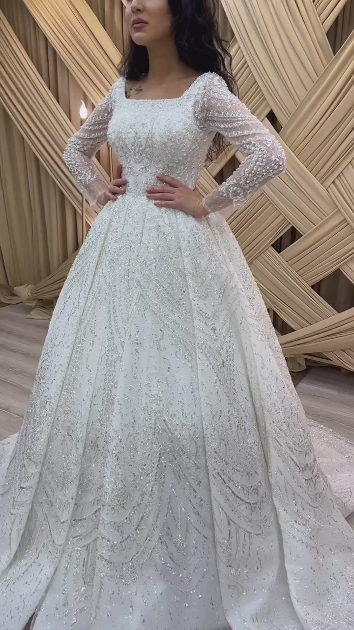 G21-126A - Vestido de novia princesa de encaje marfil suave con pedrería