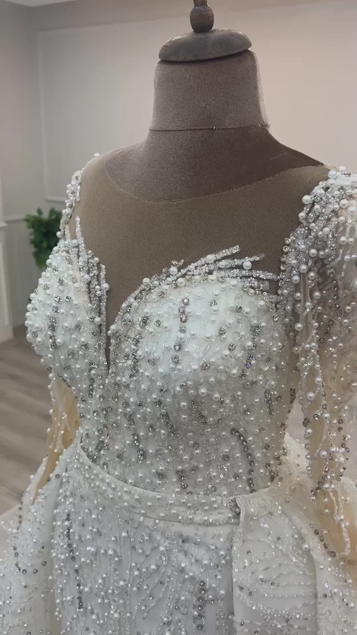 G21-057A - Vestido de novia princesa elegante color champán