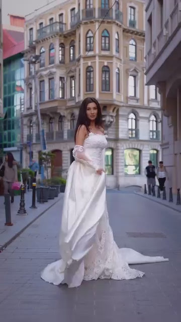 G21-047A - Vestido de novia princesa adornado marfil