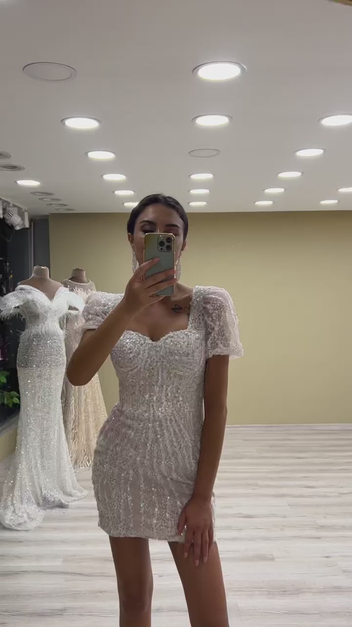 G21-147A - Vestido de novia princesa de encaje marfil con pedrería
