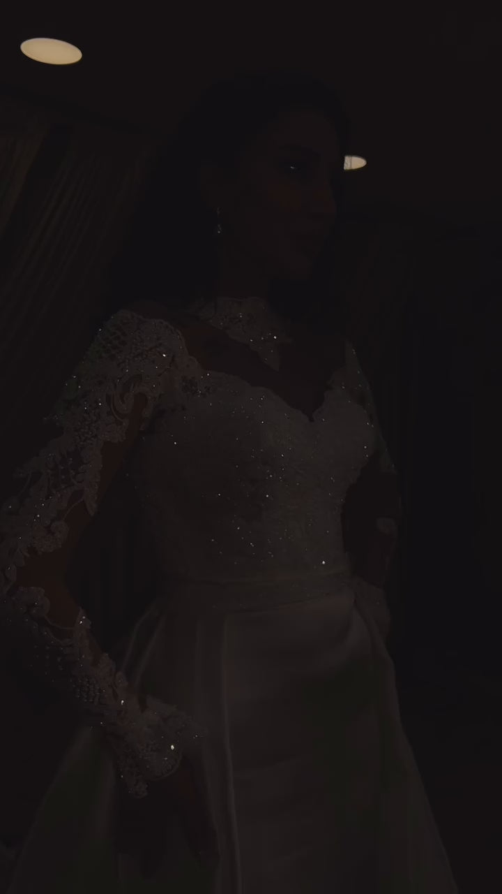 G21-072A - Vestido de novia princesa de encaje marfil