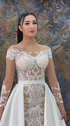 G21-148A - Vestido de novia princesa de encaje marfil con pedrería