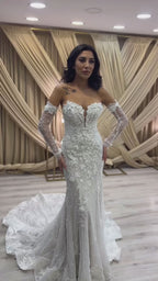 G21-081A - Vestido de novia princesa de encaje color champán con pedrería