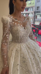 G21-110A - Vestido de novia princesa de encaje marfil con pedrería