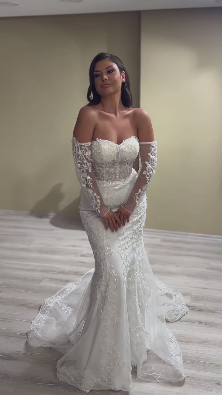 G21-088A - Vestido de novia princesa de encaje marfil suave con pedrería